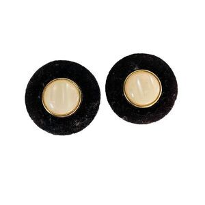 Vintage Earrings Clip On Stud Large Black Velvet Cream Circular